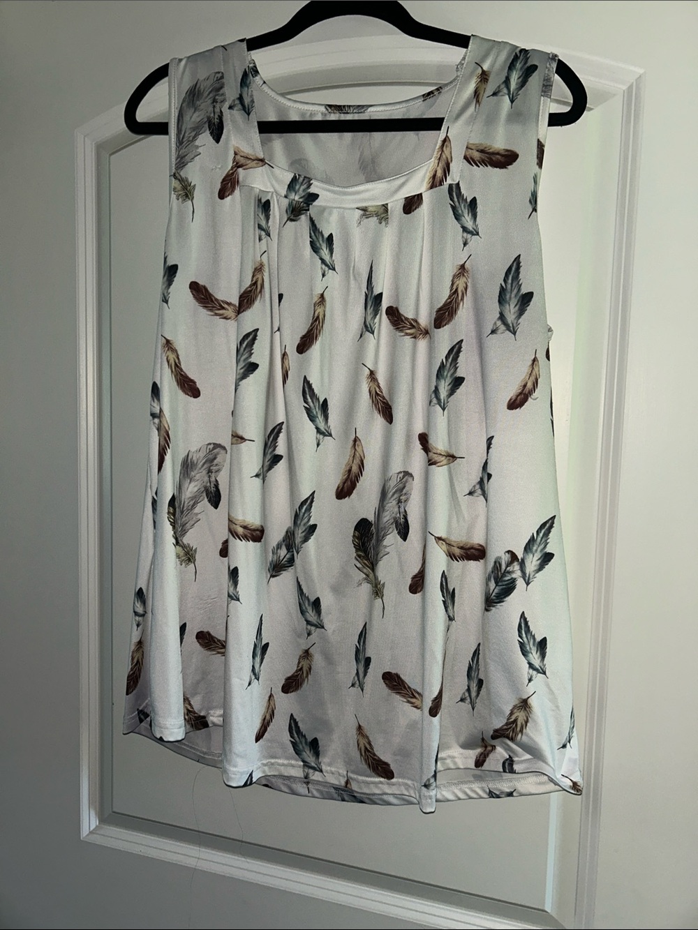 Women's Feather Print Cream Tank Top